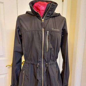 Columbia Black Raincoat/Trenchcoat